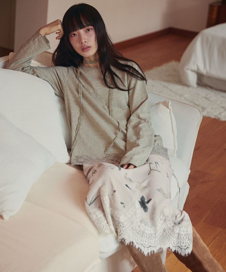 LACE HEM TOP WITH SCARF_DUSTY OLIVE