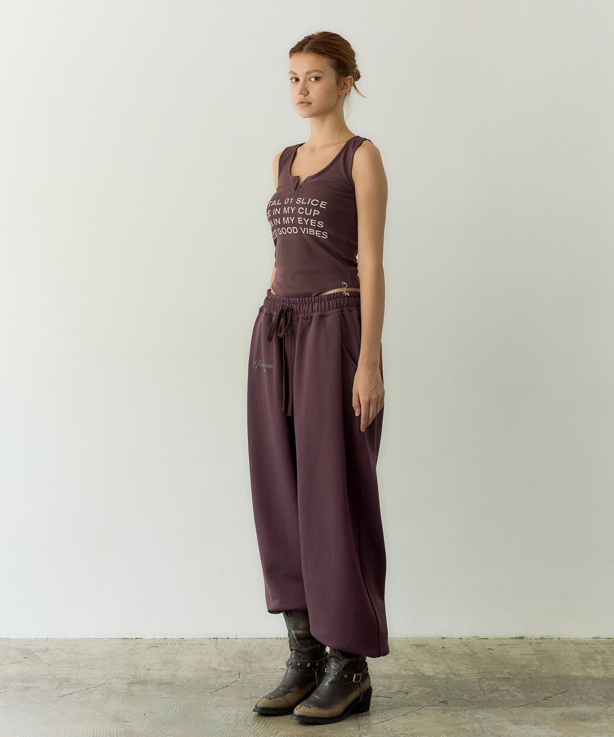 페이네틱(PAINETIC) PNTS Soft Wide Sweatpants (WINE)