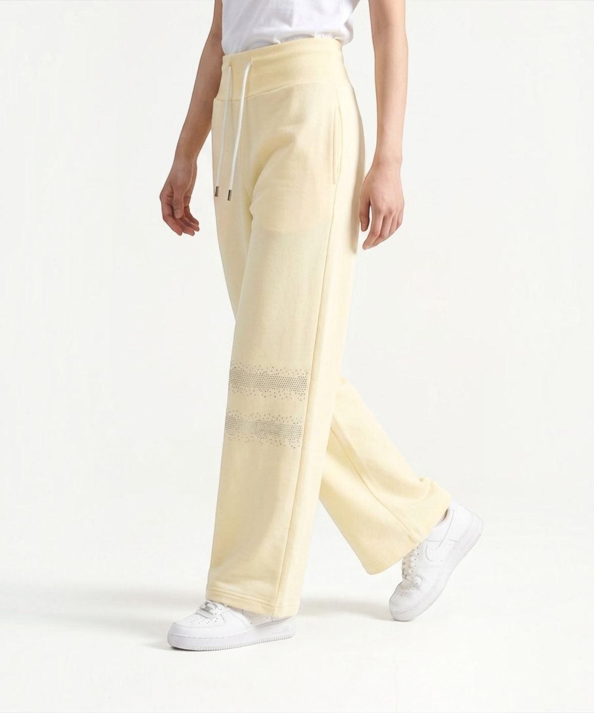 본슬리피(BORN SLIPPY) Crystal Wave Wide Sweat Pants (Yellow)