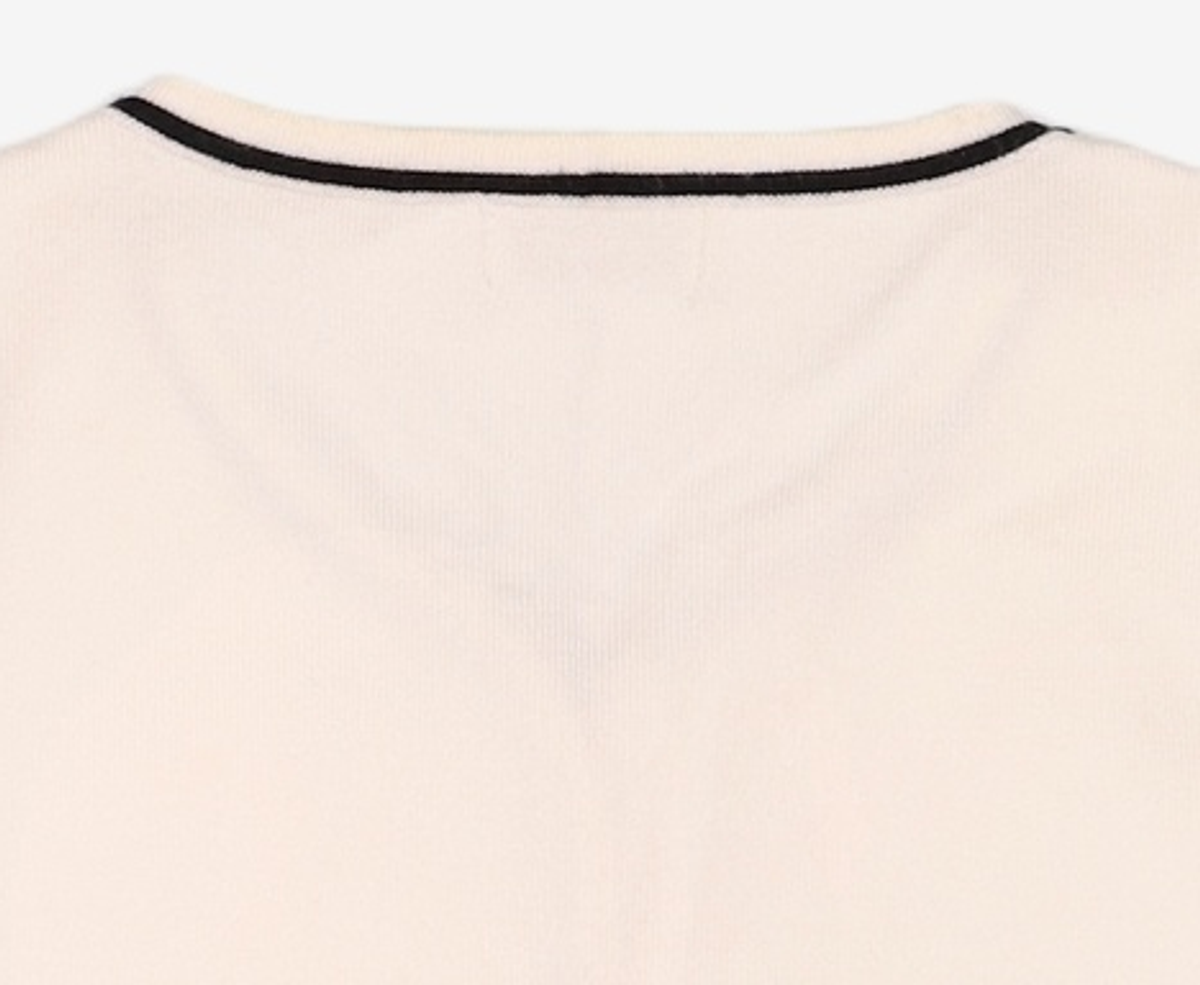 룩캐스트(LOOKAST) 아이보리 리즈 라인 니트 가디건 / IVORY LIZ LINE KNIT CARDIGAN S