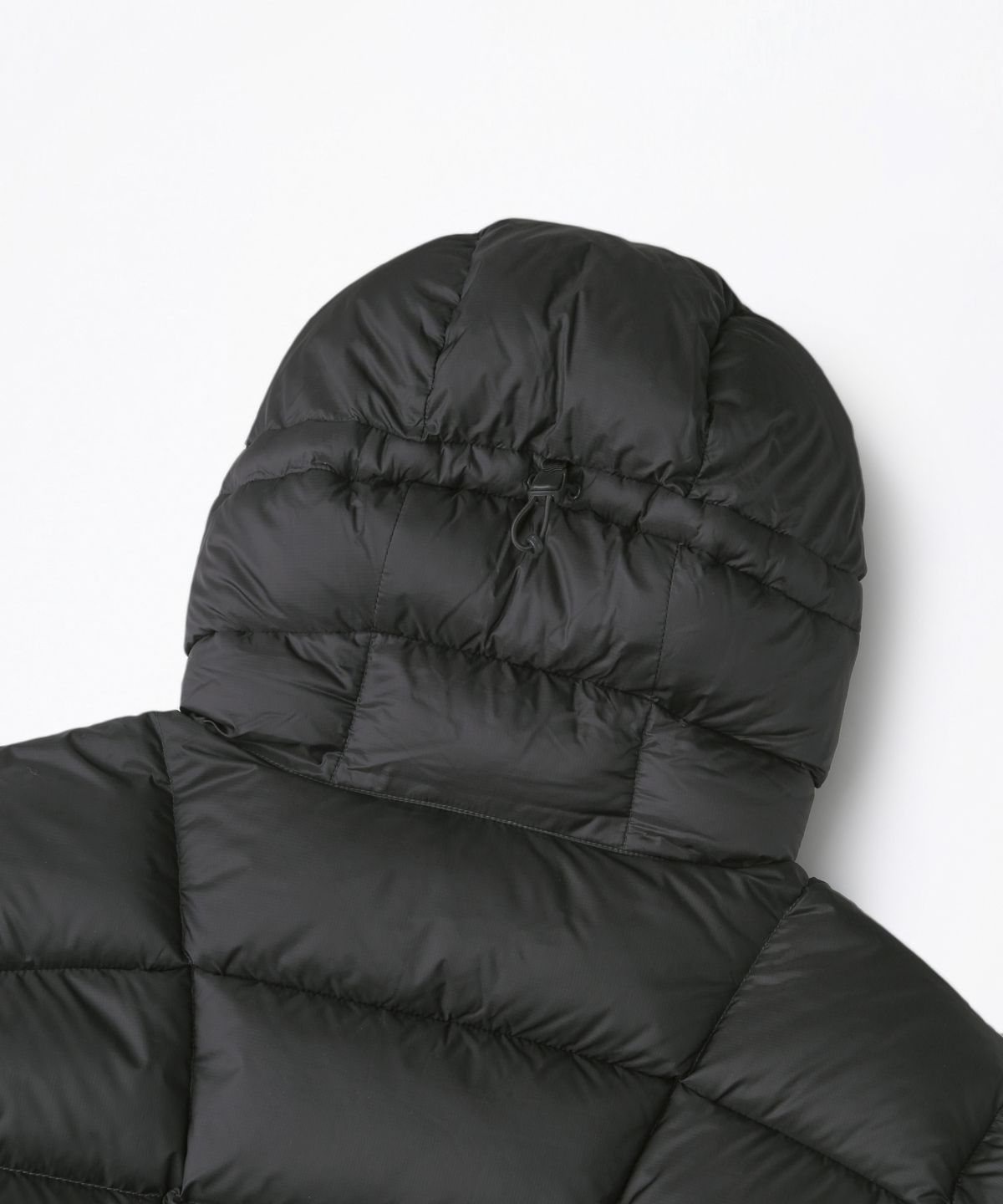 아웃스탠딩(OUTSTANDING) MUSCOVY DOWN MOUNTAIN BLOCK PARKA_CHARCOAL
