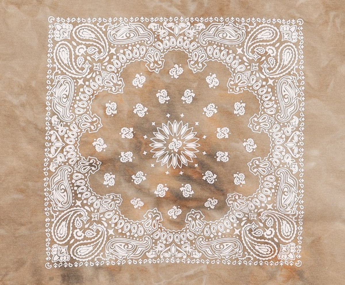 프리즘웍스(FRIZMWORKS) TIE-DYED BANDANA SWEATSHIRT _ BEIGE M