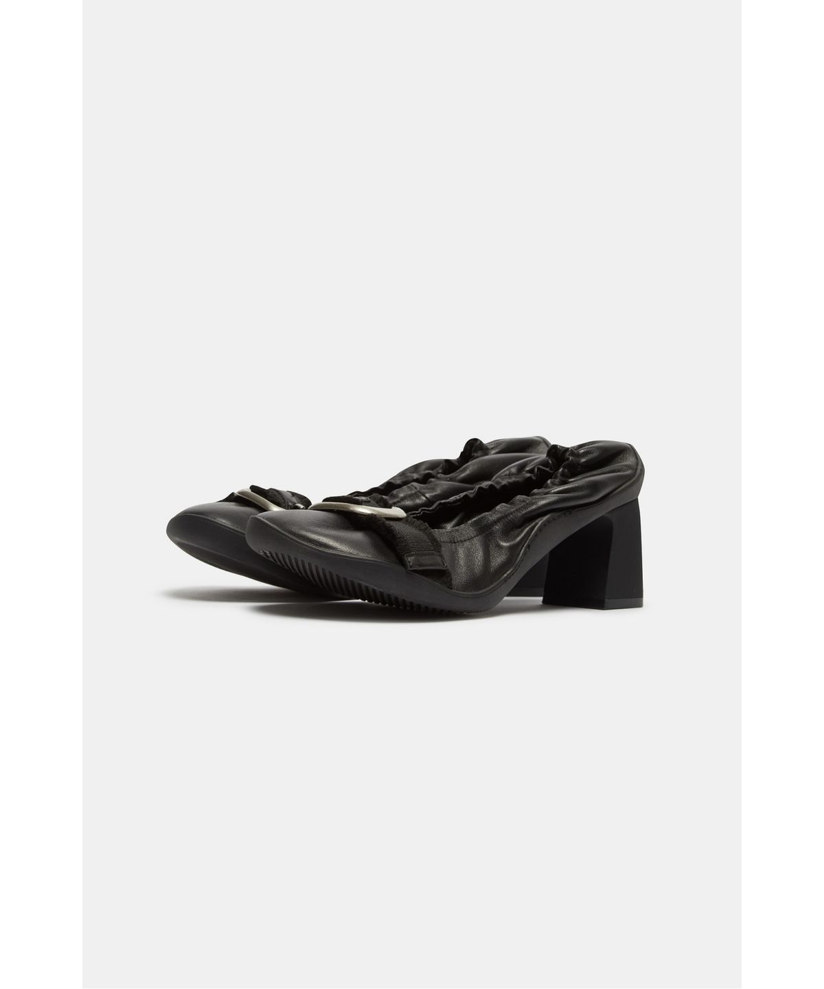 슈콤마보니(SUECOMMA BONNIE) Shirred buckle pump(black)_DG1BA26510BLK