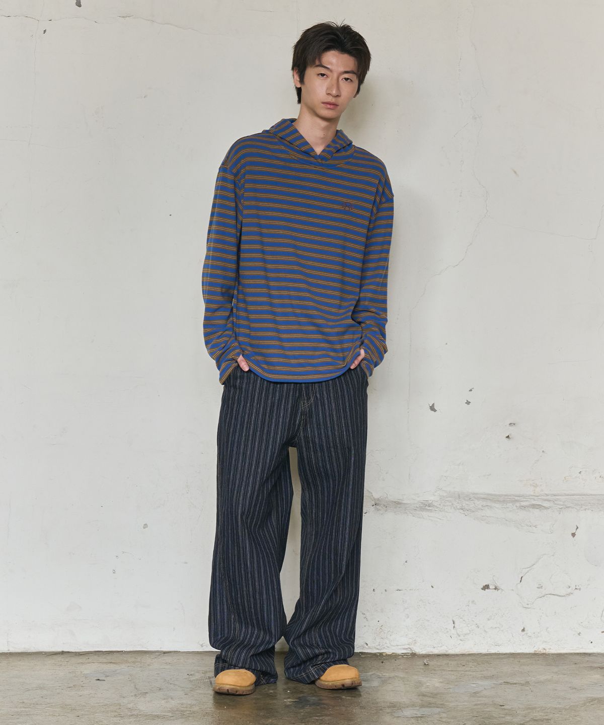 논타입(NONTYPE) MULTI STRIPE FLEECE HOODY (BLUE)