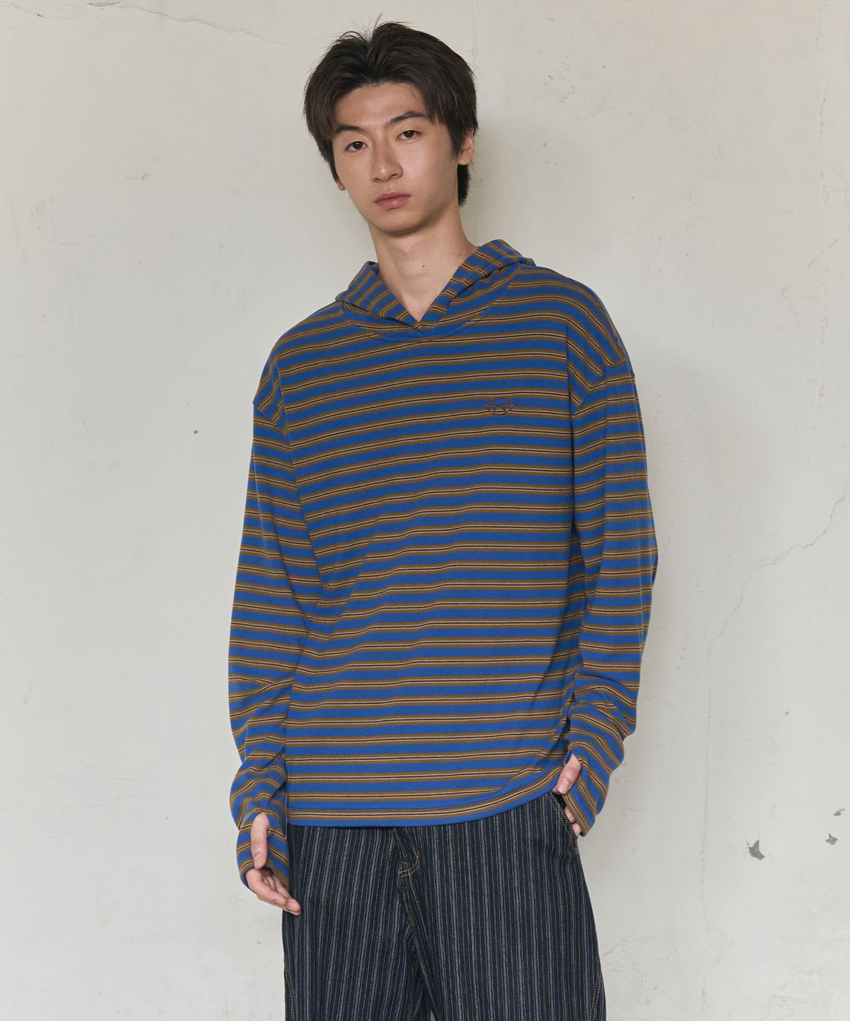 논타입(NONTYPE) MULTI STRIPE FLEECE HOODY (BLUE)