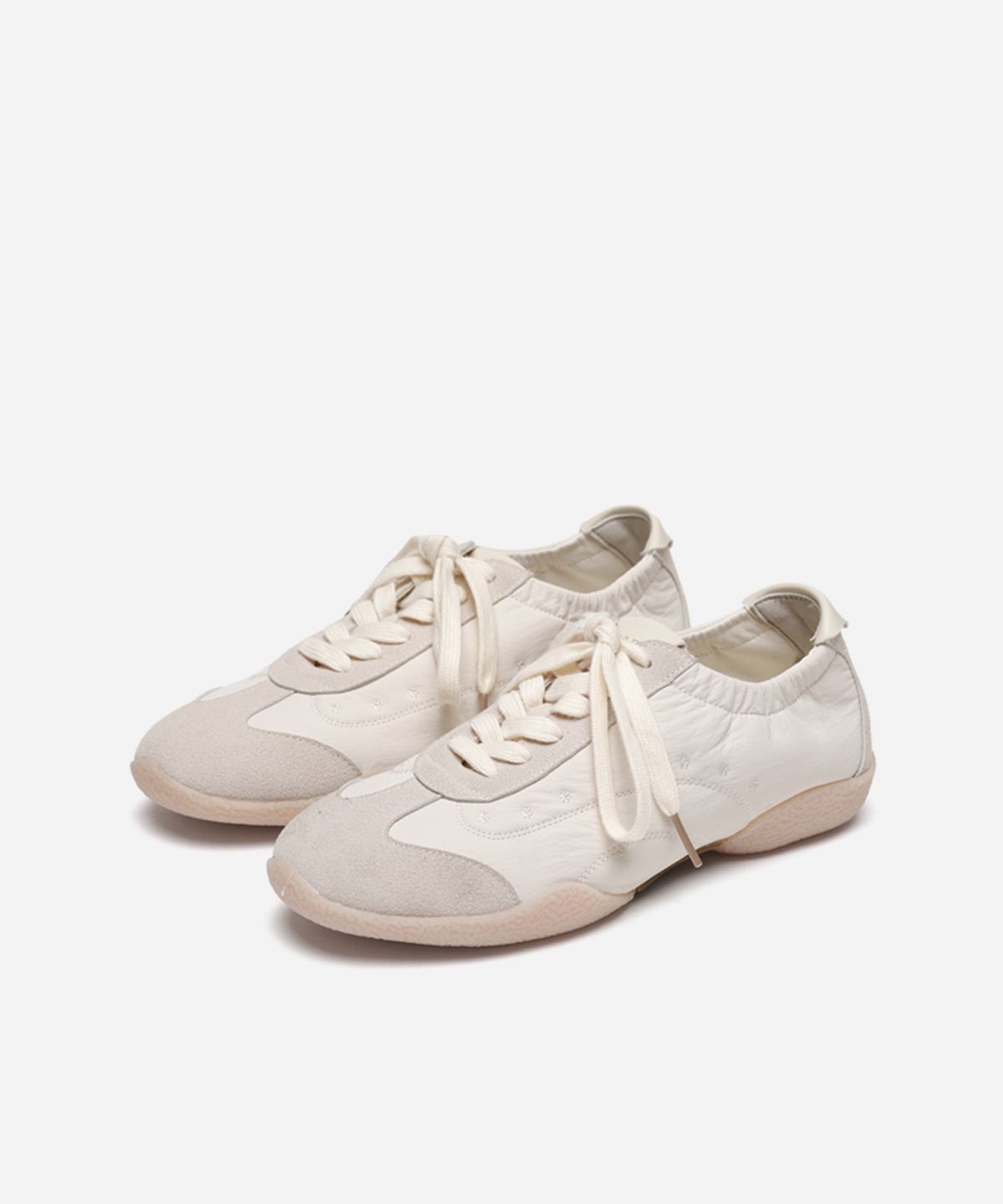 마크모크(MAC MOC) Pulssi 풀씨 꽃 자수 스니커즈_3colors