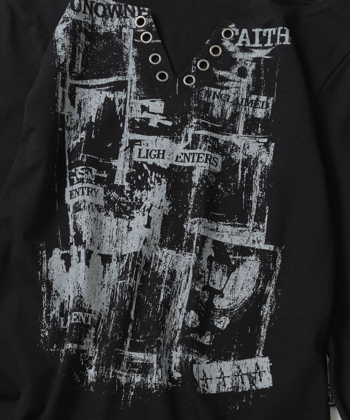 낫포너드(NOT4NERD) W Unknown Records Slit V-Neck Long Sleeve - Black