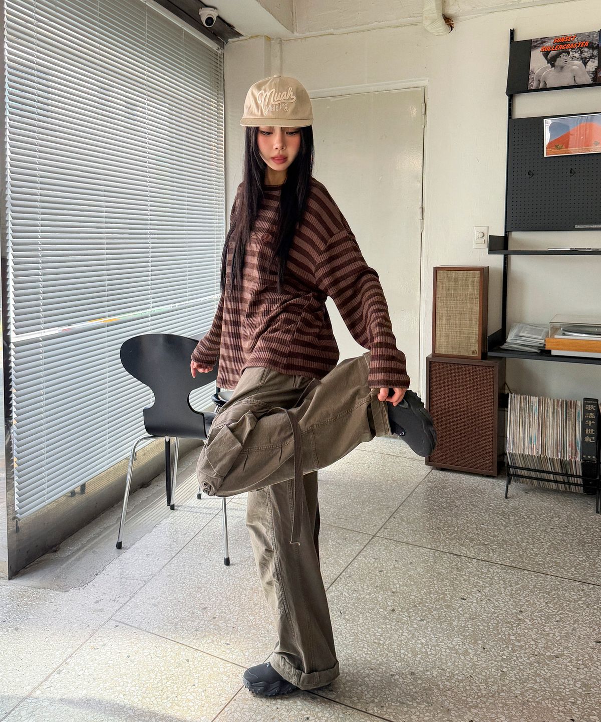 무아무아(MUAHMUAH) 레터링 무아 스냅백 [베이지]