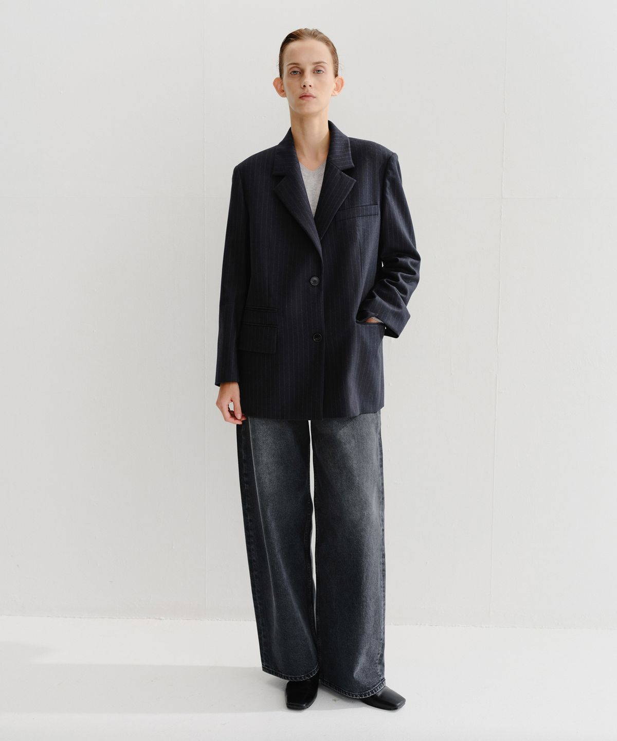 이아(EAAH) LOE WOOL SINGLE JACKET (NAVY STRIPE)