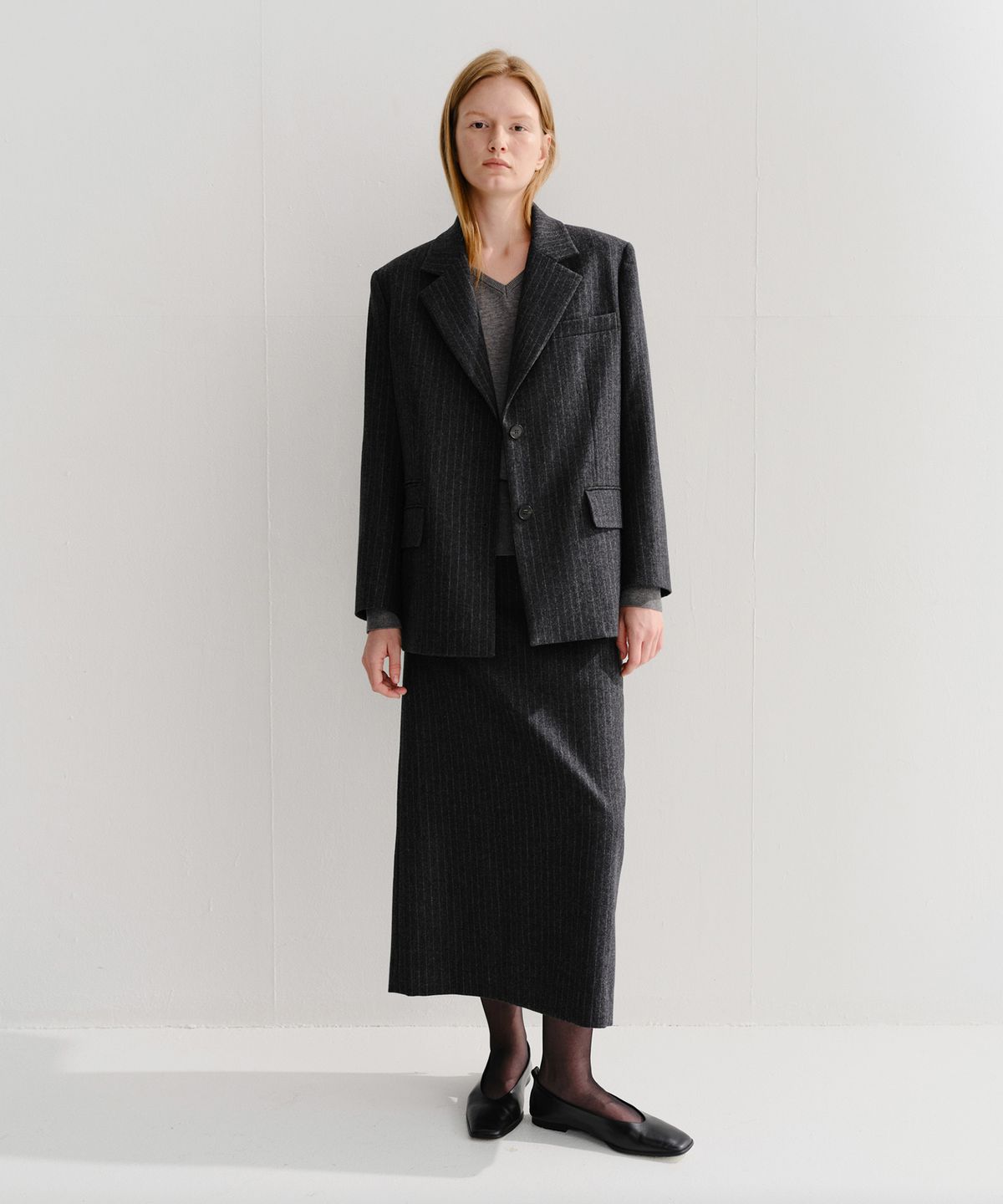 이아(EAAH) LOE WOOL SINGLE JACKET (CHARCOAL STRIPE)