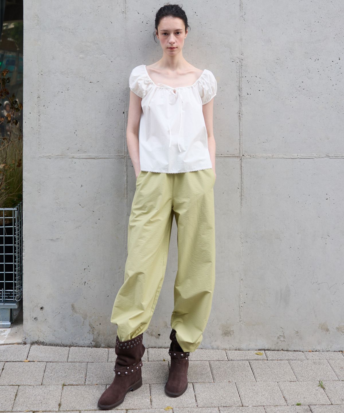 누베르(NUVERE) Sway Blouse White