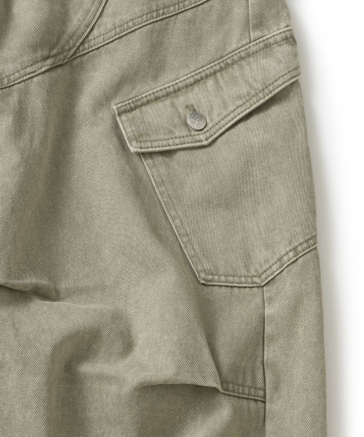 낫포너드(NOT4NERD) Panel Dart Washed Twill Cargo Pants - Beige
