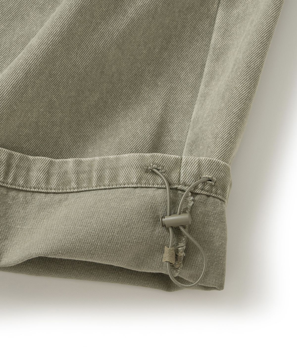 낫포너드(NOT4NERD) Panel Dart Washed Twill Cargo Pants - Beige