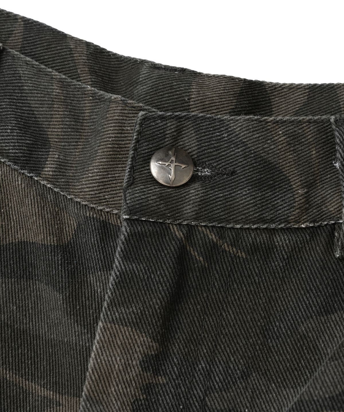 낫포너드(NOT4NERD) Panel Dart Washed Twill Cargo Pants - Black