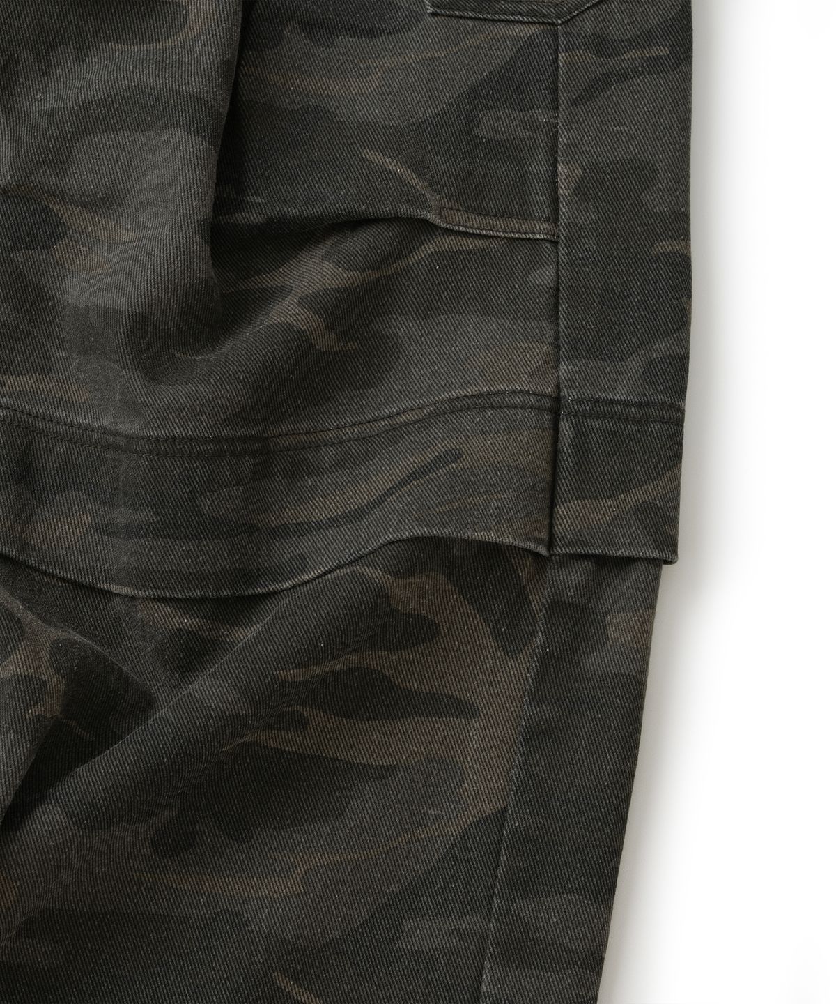 낫포너드(NOT4NERD) Panel Dart Washed Twill Cargo Pants - Black
