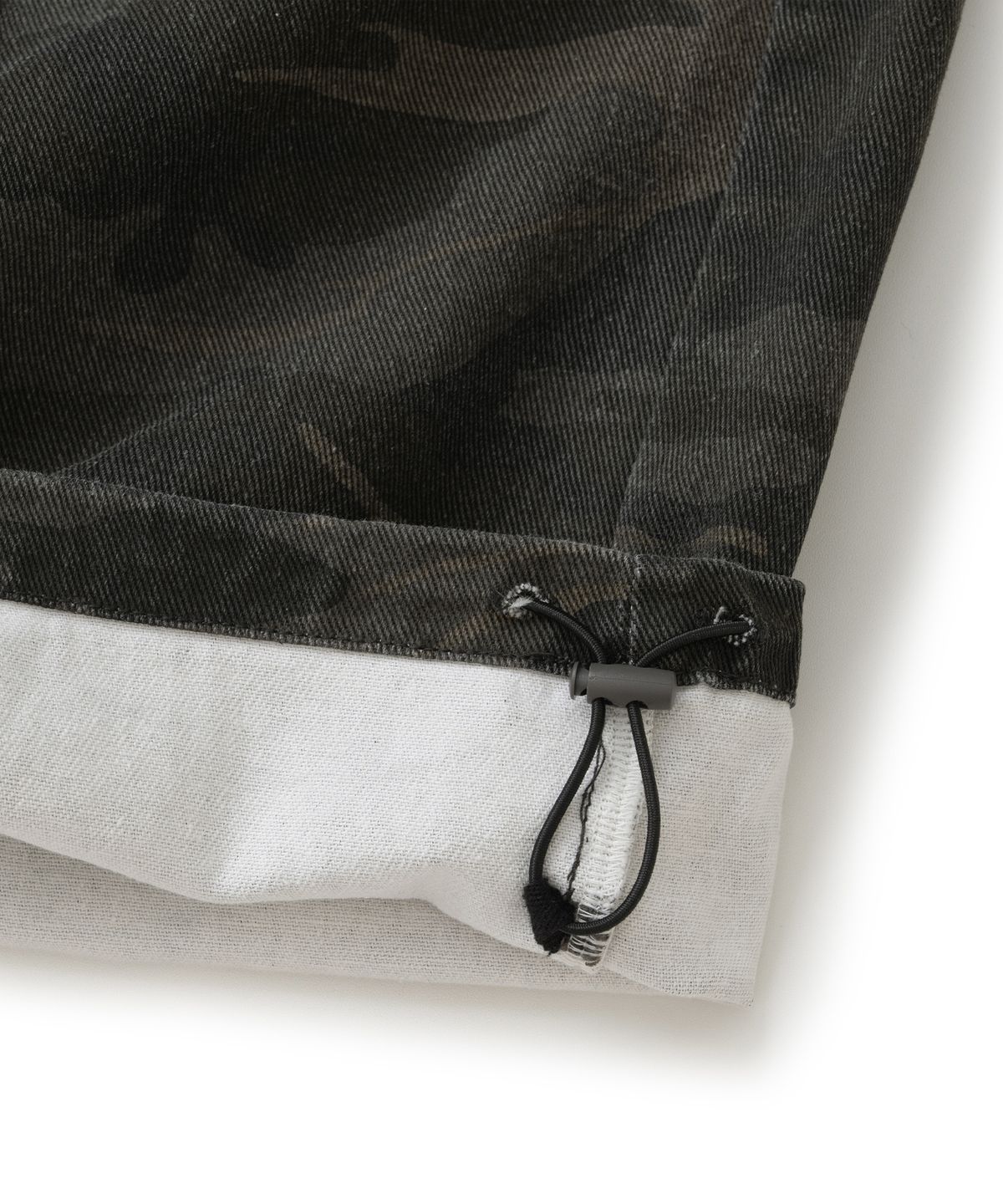 낫포너드(NOT4NERD) Panel Dart Washed Twill Cargo Pants - Black