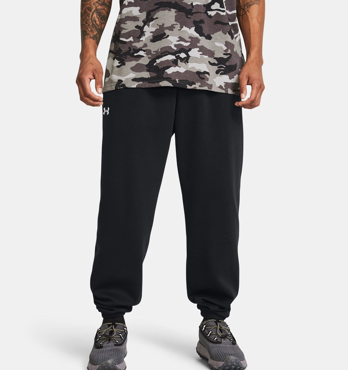 언더아머(UNDERARMOUR) 남성 UA 라이벌 플리스 퍼들 팬츠1383097-001