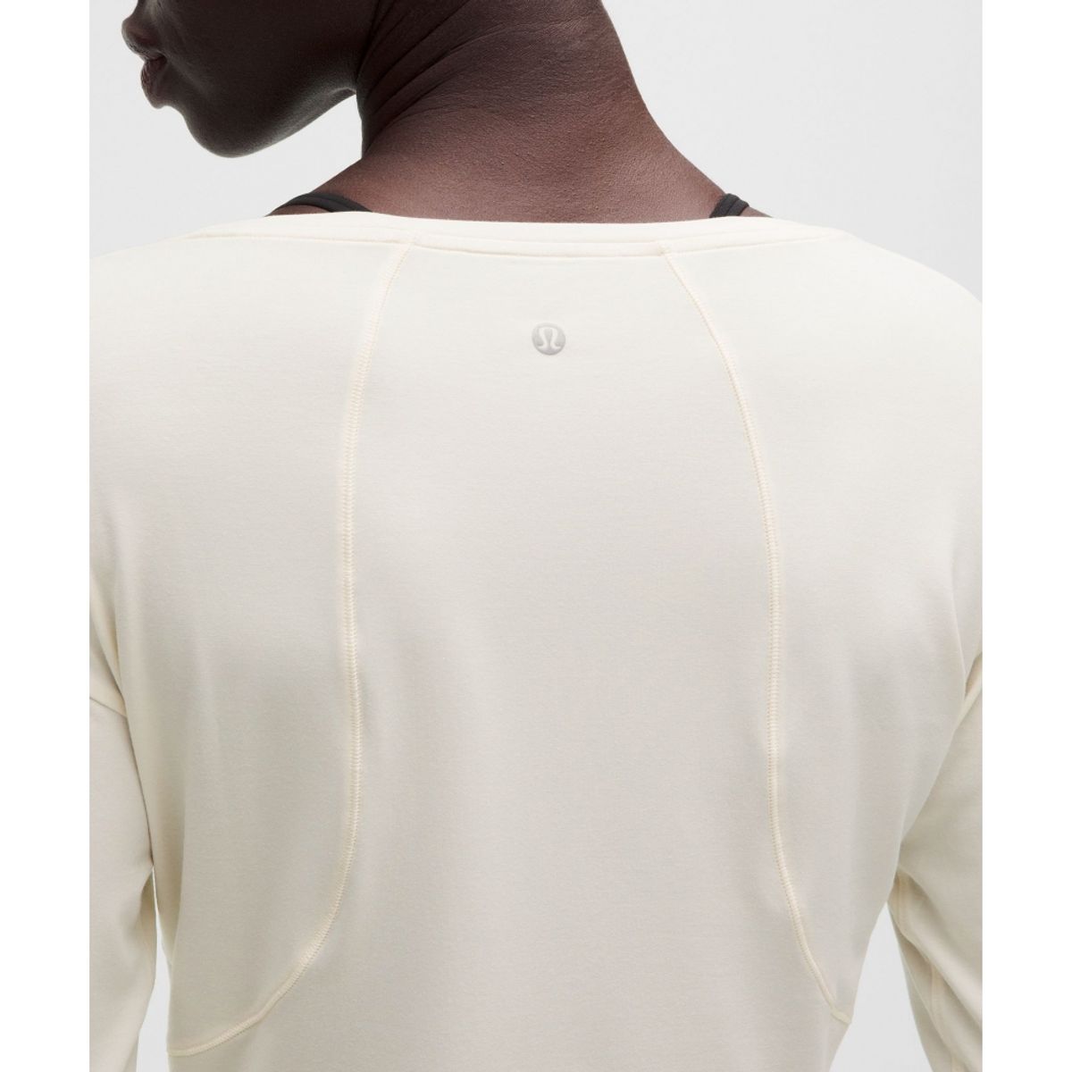 룰루레몬(LULULEMON) 실키어필 힙 렝스 롱슬리브 셔츠  LTIV