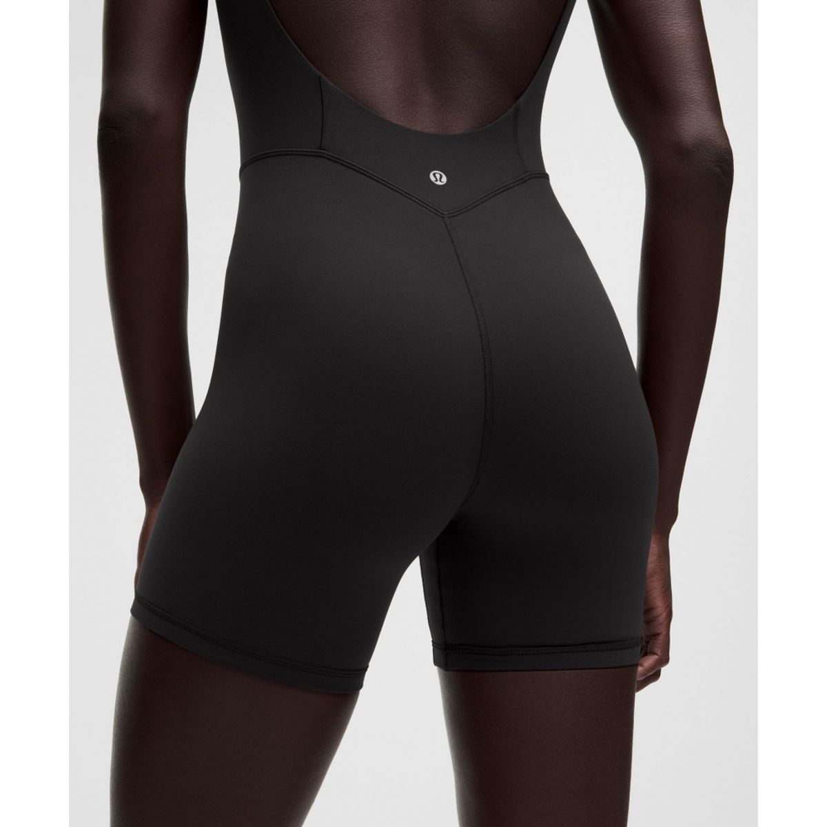 룰루레몬(LULULEMON) Align™ 스쿱백 바디수트 6inch  BLK BLK