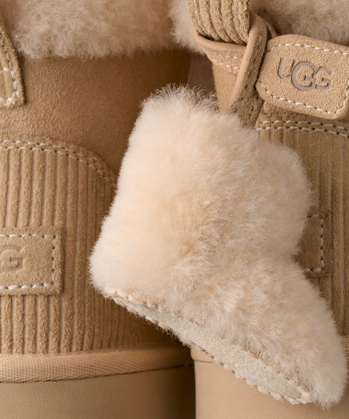 어그(UGG) [WOMEN] 클래식 미니 헤리티지 - 샌드 캐슬 / 1180434-SNDC