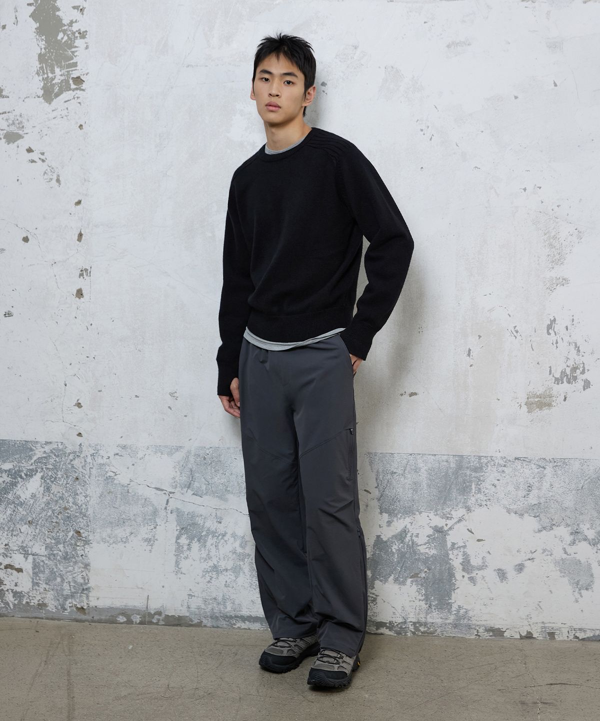 미치코런던 스포츠(MICHIKO LONDON SPORTS) 새들 크루넥 니트 블랙
