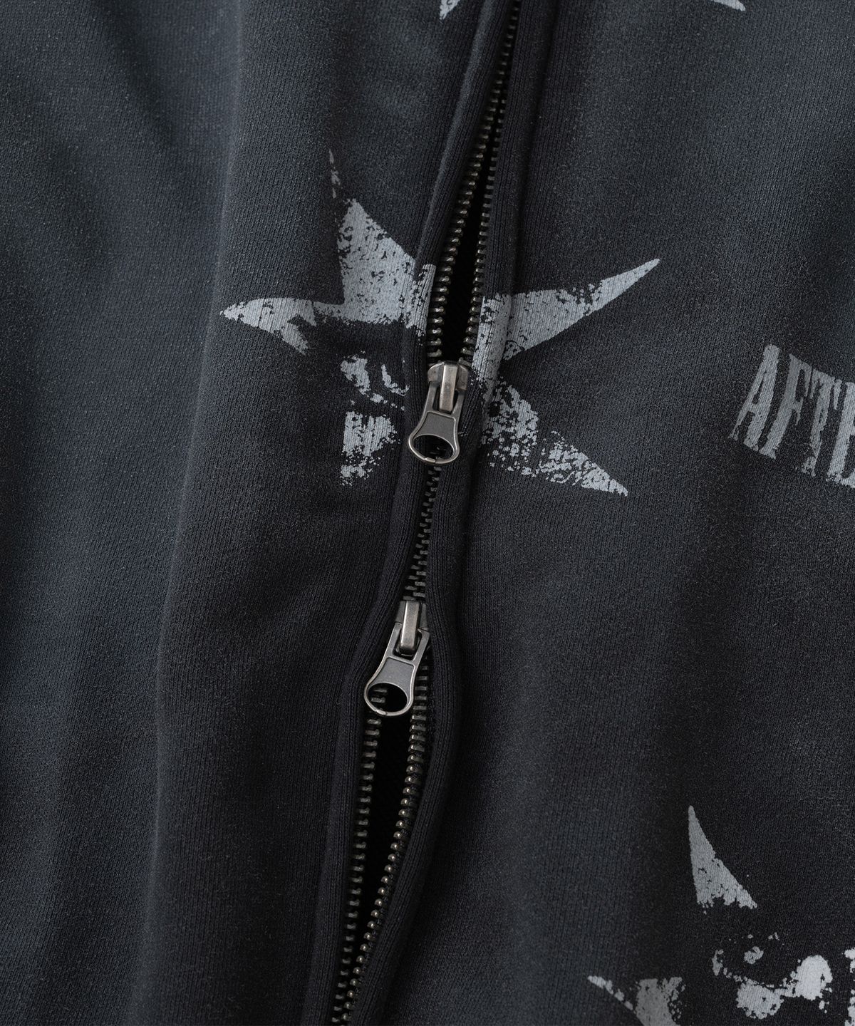낫포너드(NOT4NERD) Dirty Washed Thorns Line Track Jacket - Black