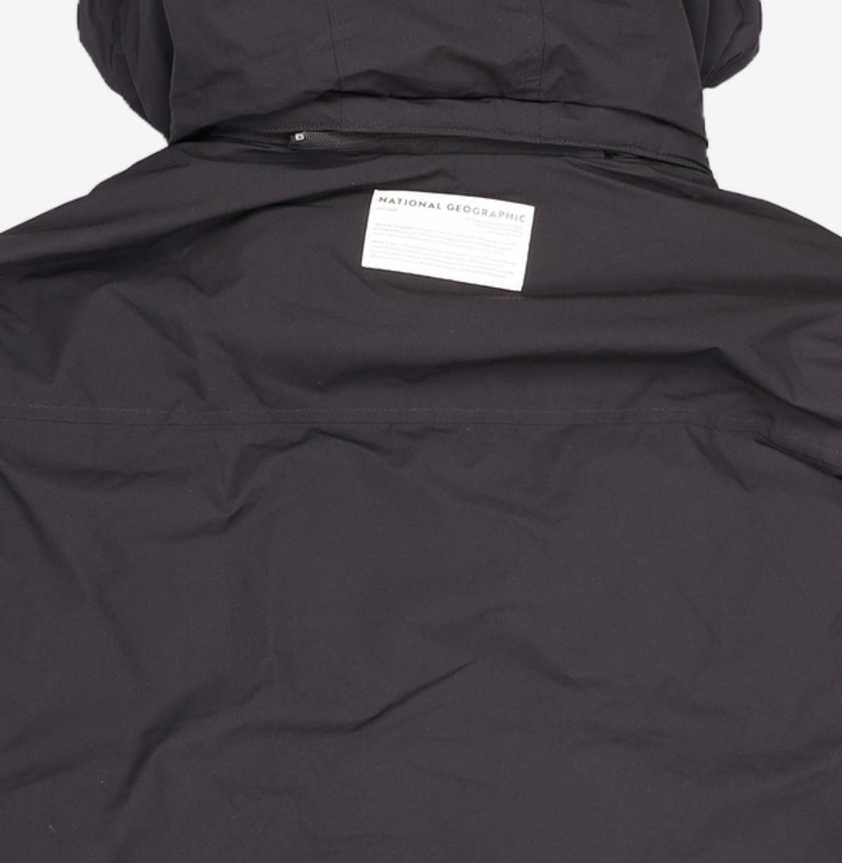 내셔널지오그래픽(NATIONALGEOGRAPHIC) N234UDW901 듀공 후드 숏기장 가슴포켓 덕 다운 점퍼 CARBON BLACK XS