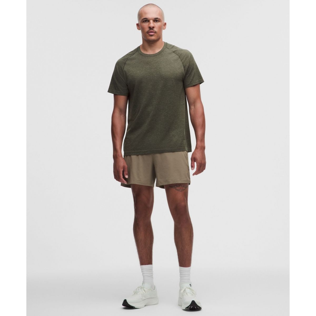 룰루레몬(LULULEMON) 메탈 벤트 테크 숏슬리브 셔츠  CYFR DPFT
