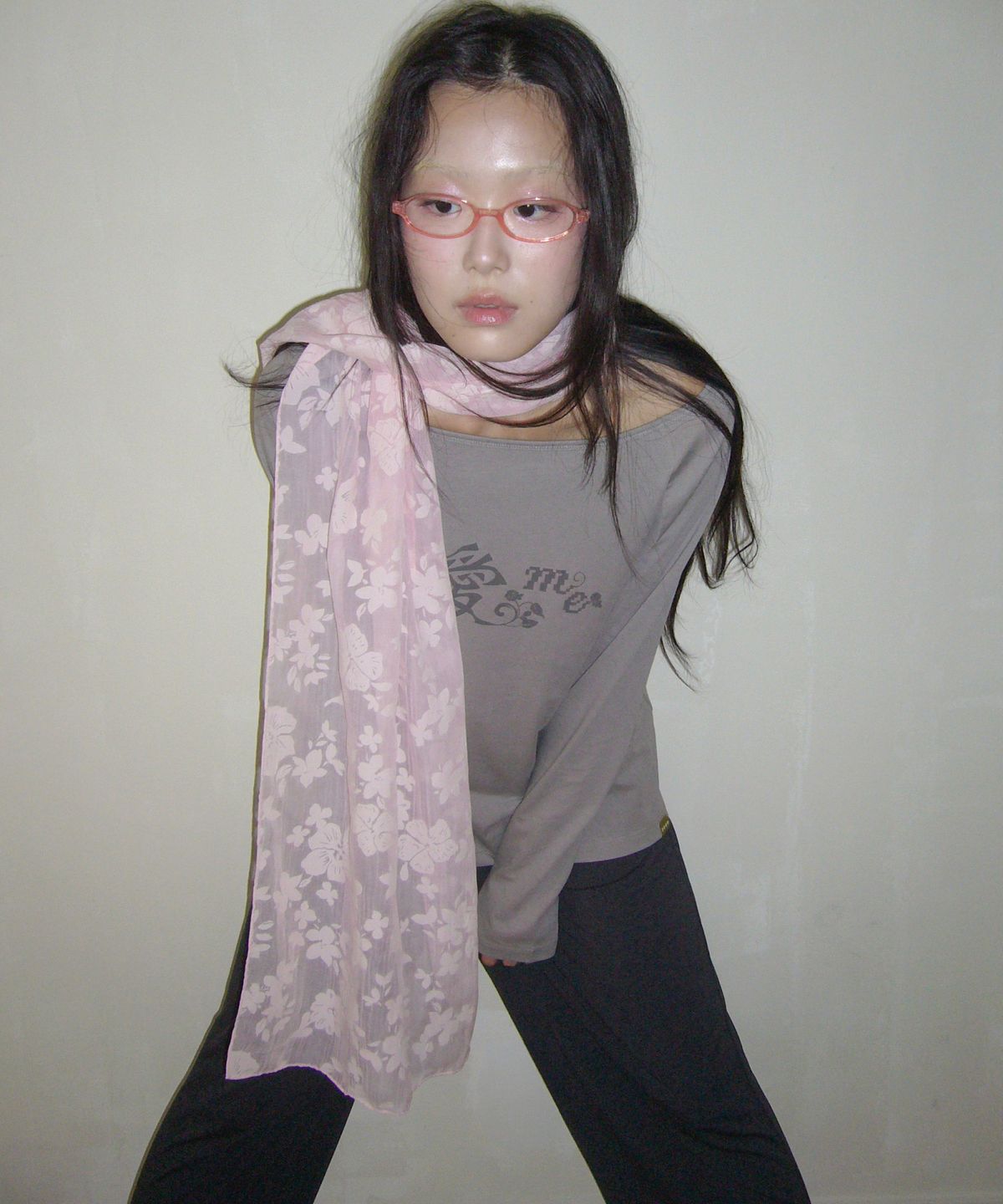 포에브(POEV) Flower Wide Crinkled Scarf [2 Color]