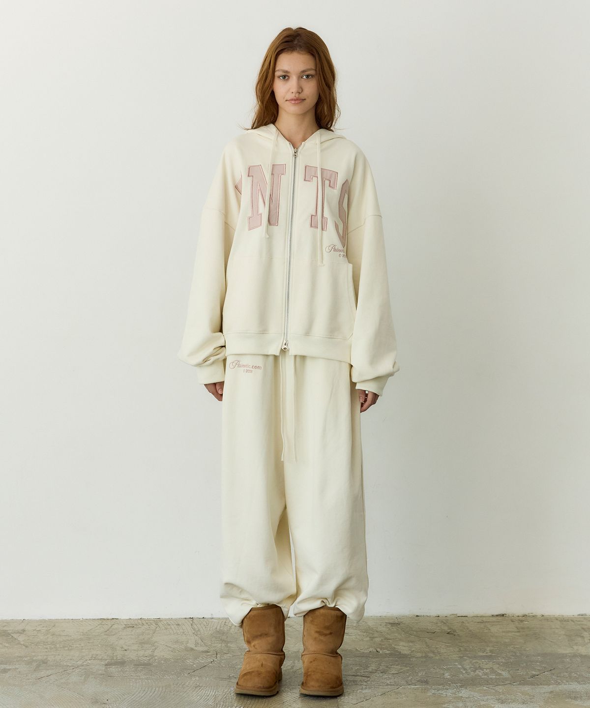 페이네틱(PAINETIC) PNTS Soft Zip-up Hoodie (IVORY)