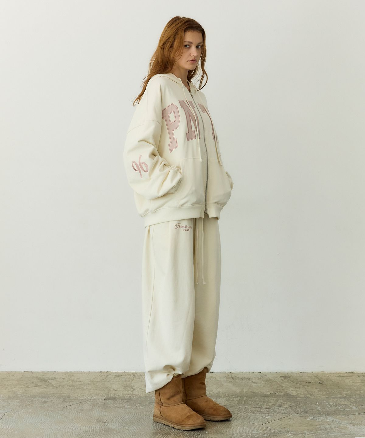 페이네틱(PAINETIC) PNTS Soft Zip-up Hoodie (IVORY)