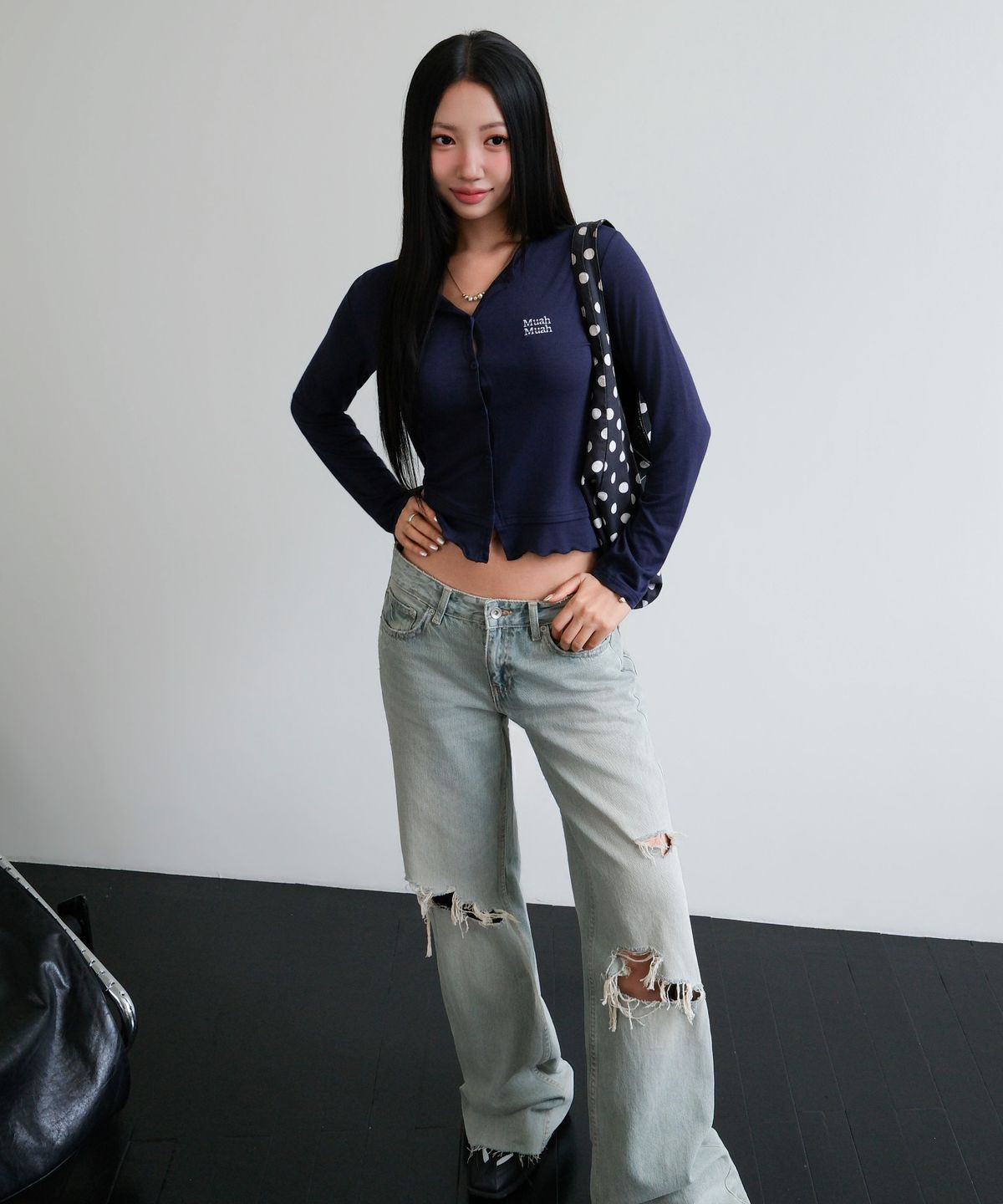 무아무아(MUAHMUAH) 레이어드 프릴 가디건 [네이비]