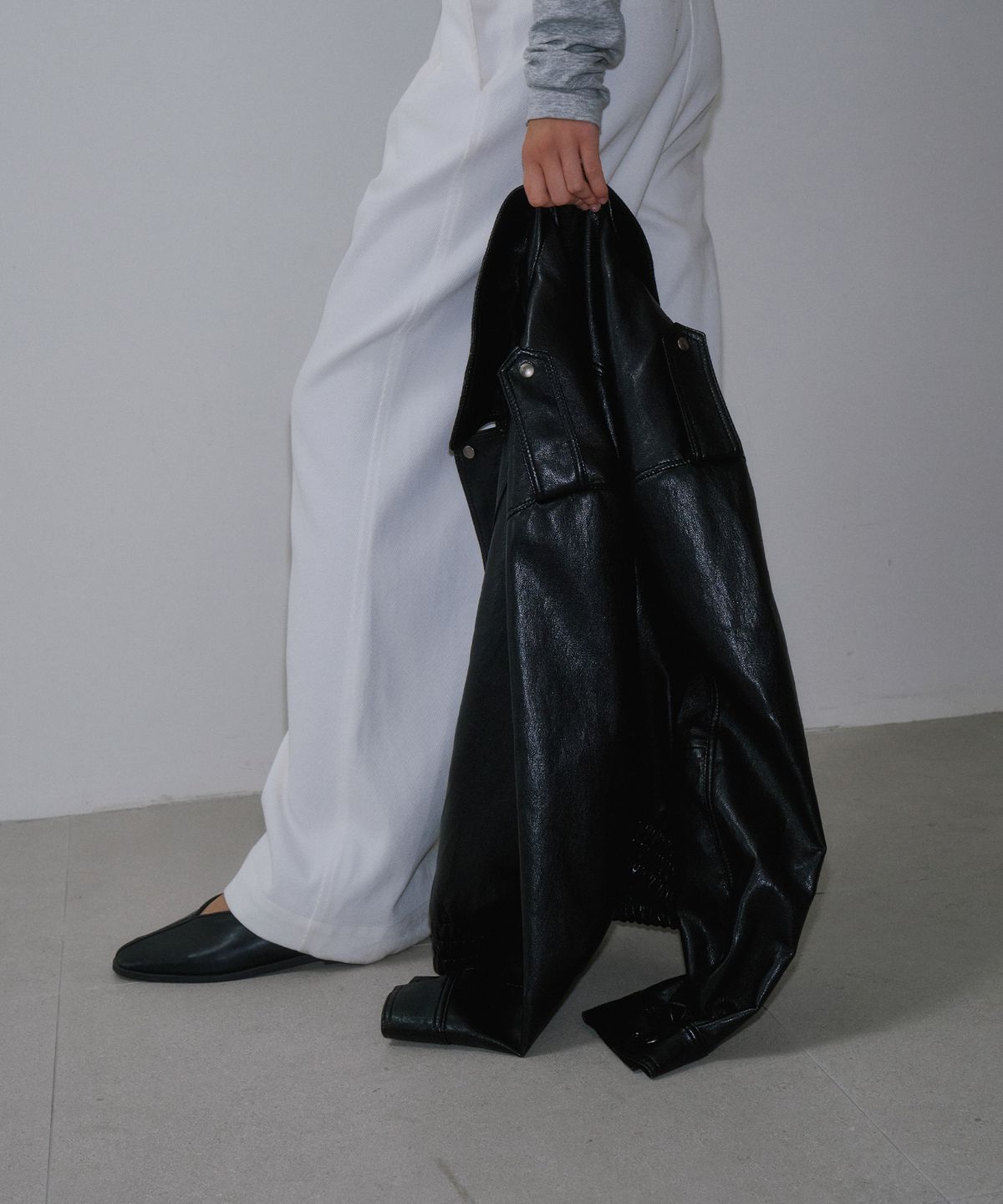 가더(GARDER) Dena Leather Blouson (Black)