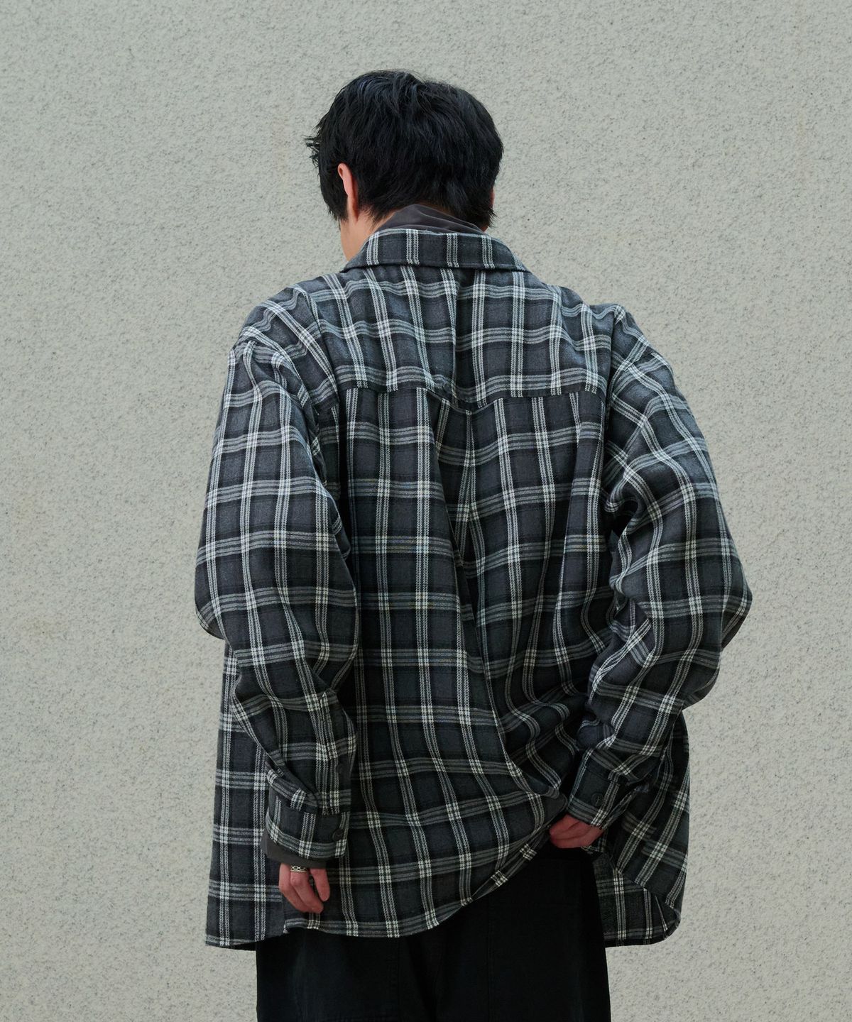 데시레드(DESIRED) 브러쉬드 오버핏 체크 셔츠-FFSK5411D09