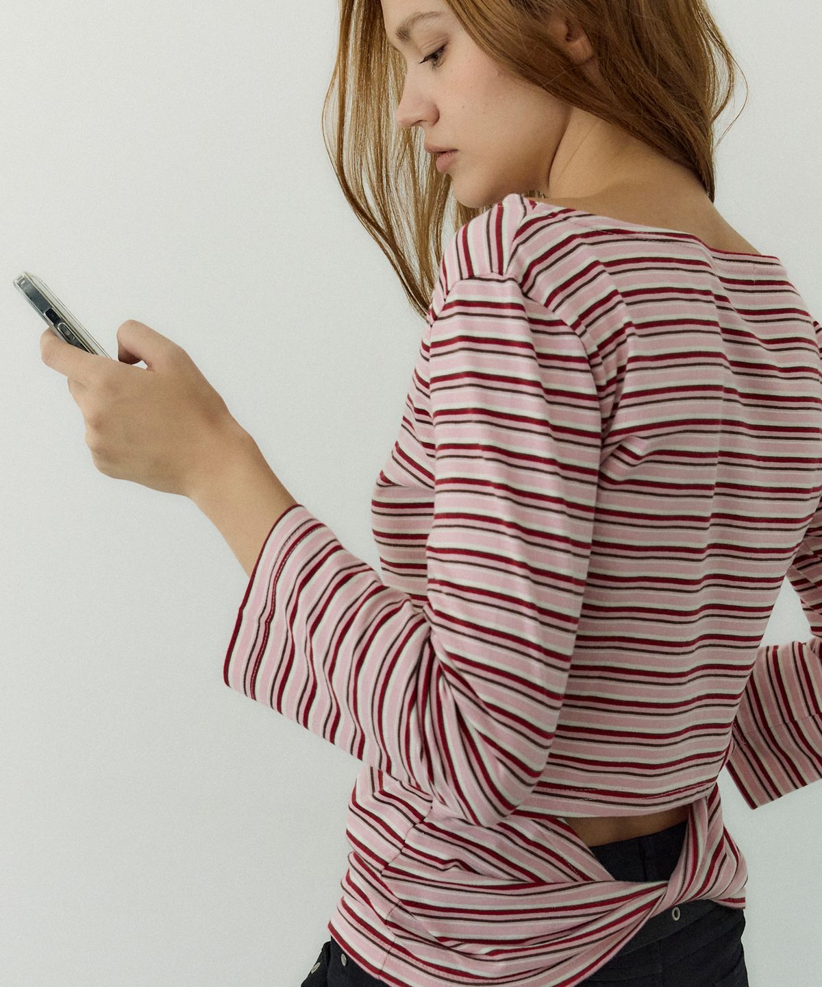 페이네틱(PAINETIC) Twist Back Stripe Tee