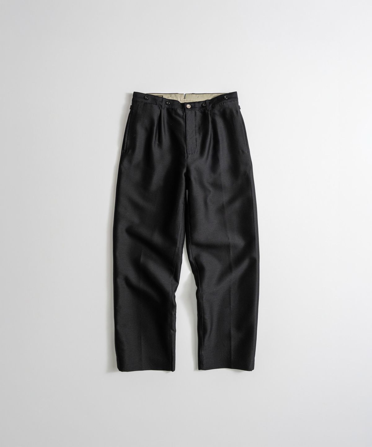 비헤비어(BEHEAVYER) SILK WOOL CLASSIC TROUSERS satin black