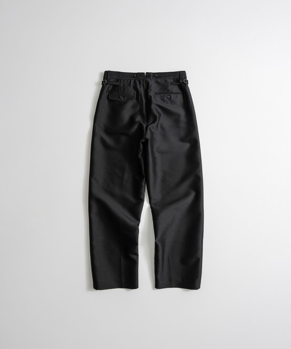 비헤비어(BEHEAVYER) SILK WOOL CLASSIC TROUSERS satin black