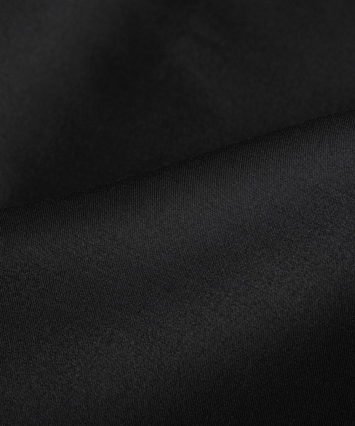 비헤비어(BEHEAVYER) SILK WOOL CLASSIC TROUSERS satin black