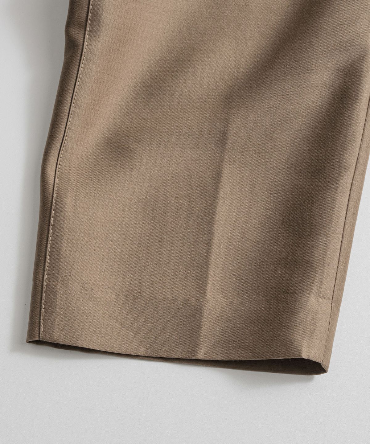 비헤비어(BEHEAVYER) SILK WOOL CLASSIC TROUSERS taupe