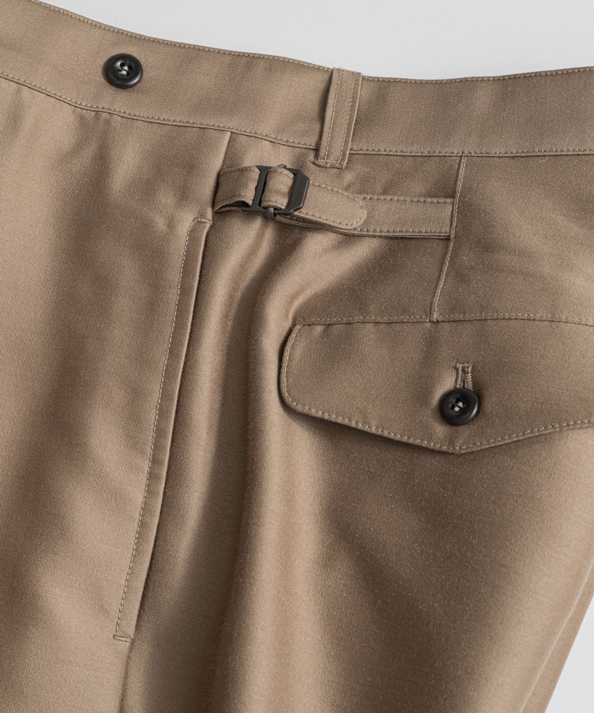 비헤비어(BEHEAVYER) SILK WOOL CLASSIC TROUSERS taupe