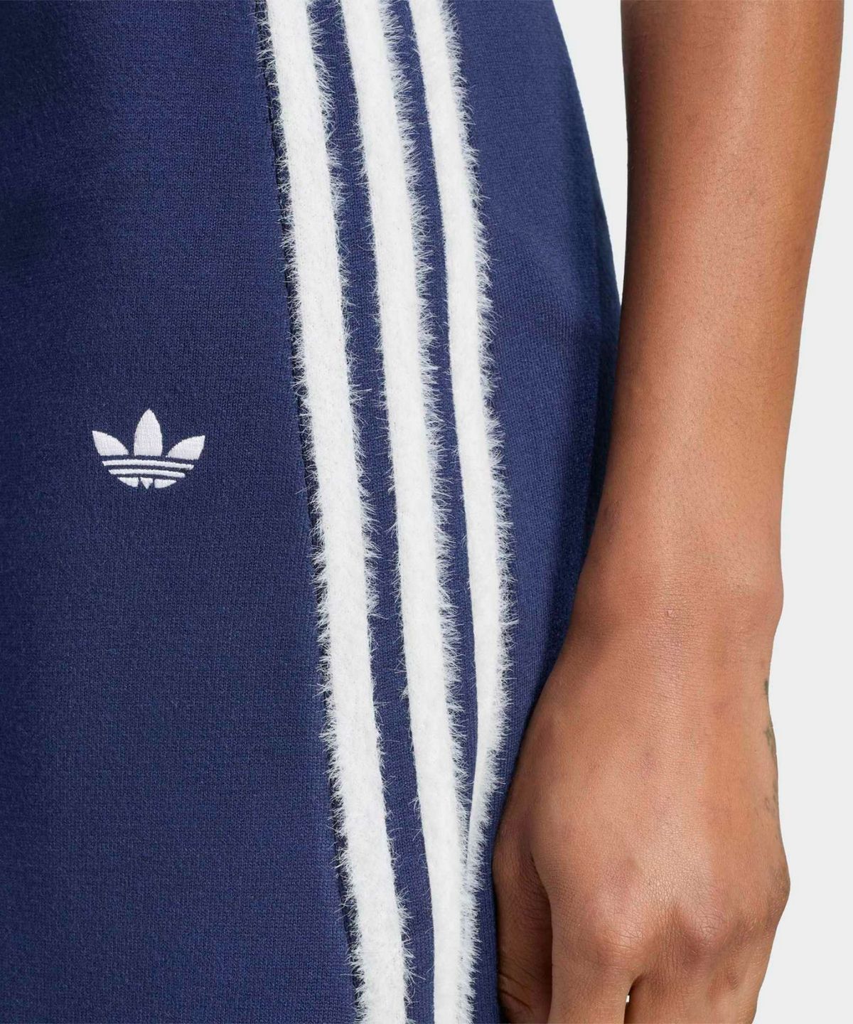 아디다스(ADIDAS) 니트 스커트 - 나이트인디고:화이트 / KS7337