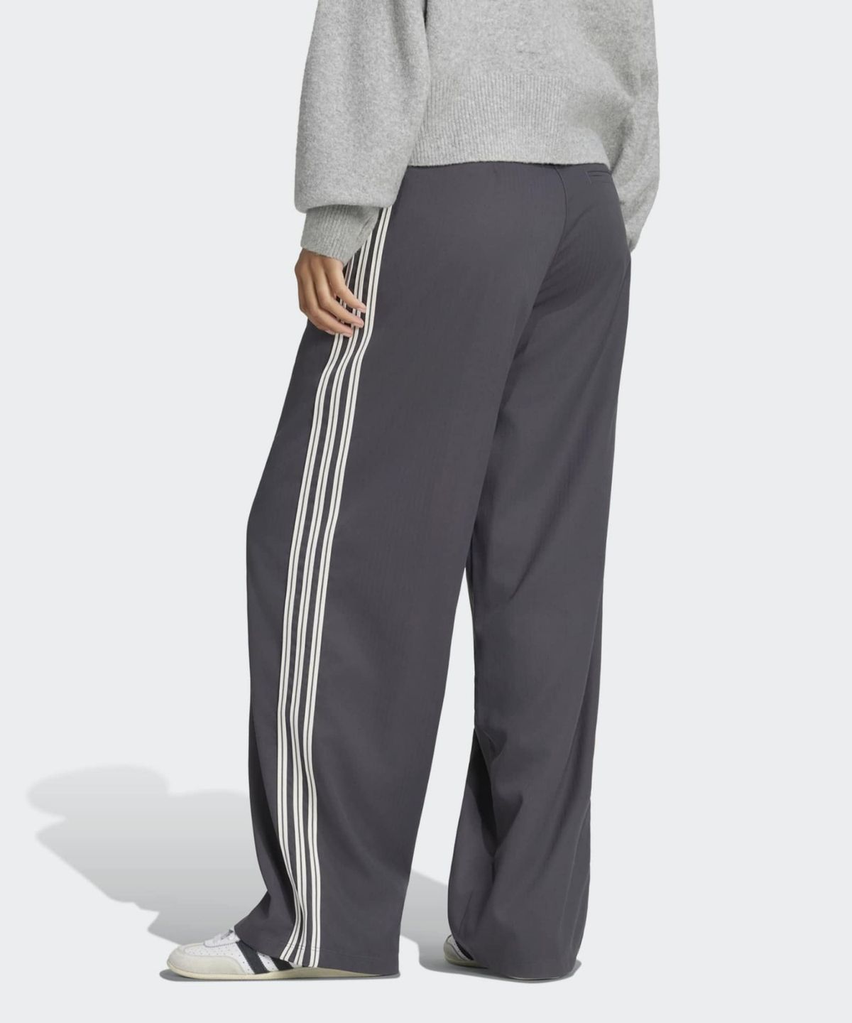 아디다스(ADIDAS) 파이어버드 트랙 팬츠 - 블랙:화이트 / KR9105