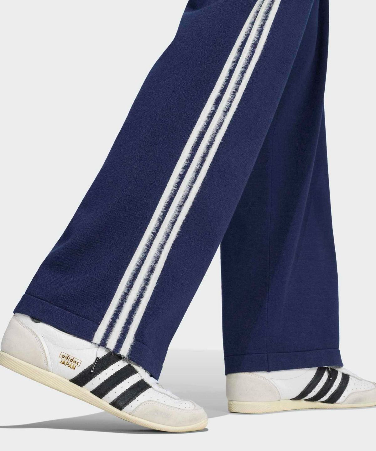 아디다스(ADIDAS) 니트 파이어버드 트랙 팬츠 - 나이트인디고:화이트 / KS7364
