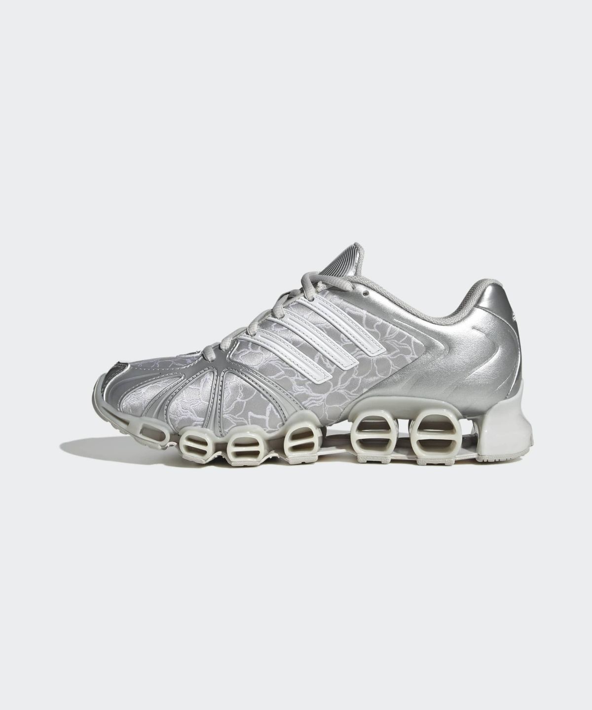 아디다스(ADIDAS) 메가 고스트라이드 - 그레이:화이트:실버메탈릭 / KI4645