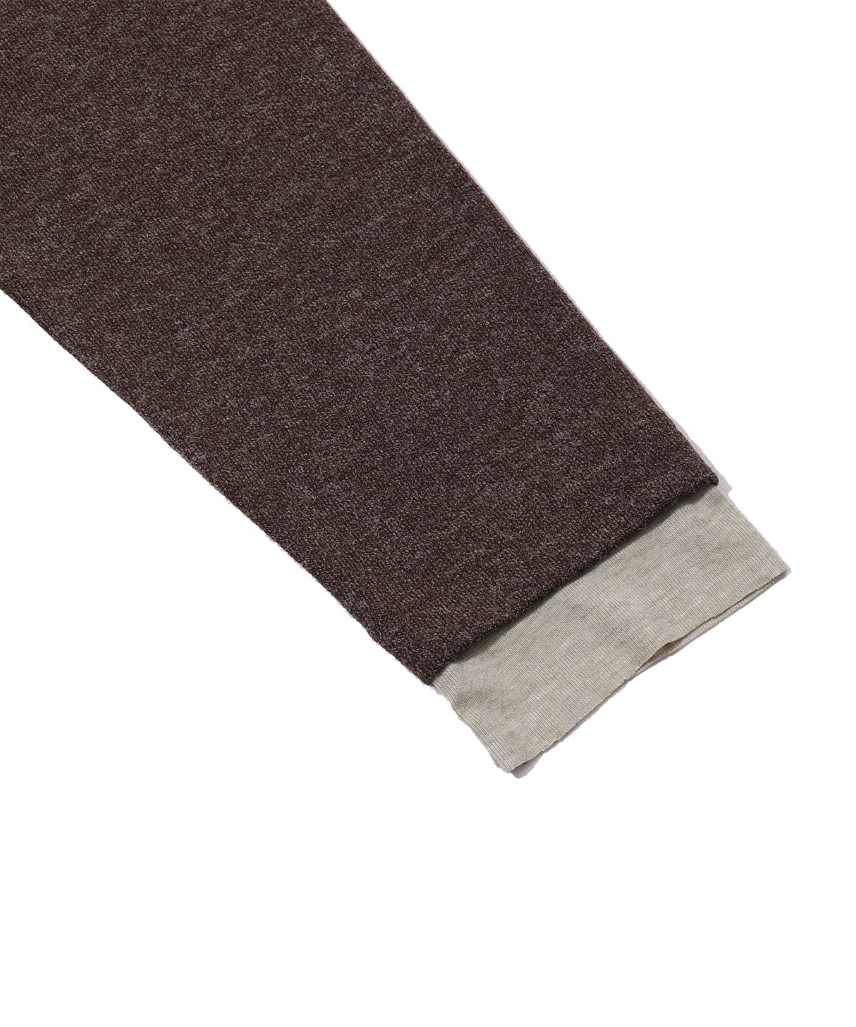 메인부스(MAINBOOTH) Comfort Layered Sweater(BROWN)