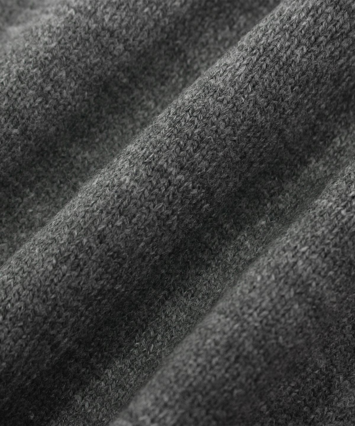 메인부스(MAINBOOTH) Heritage Henley Sweater(CHARCOAL)
