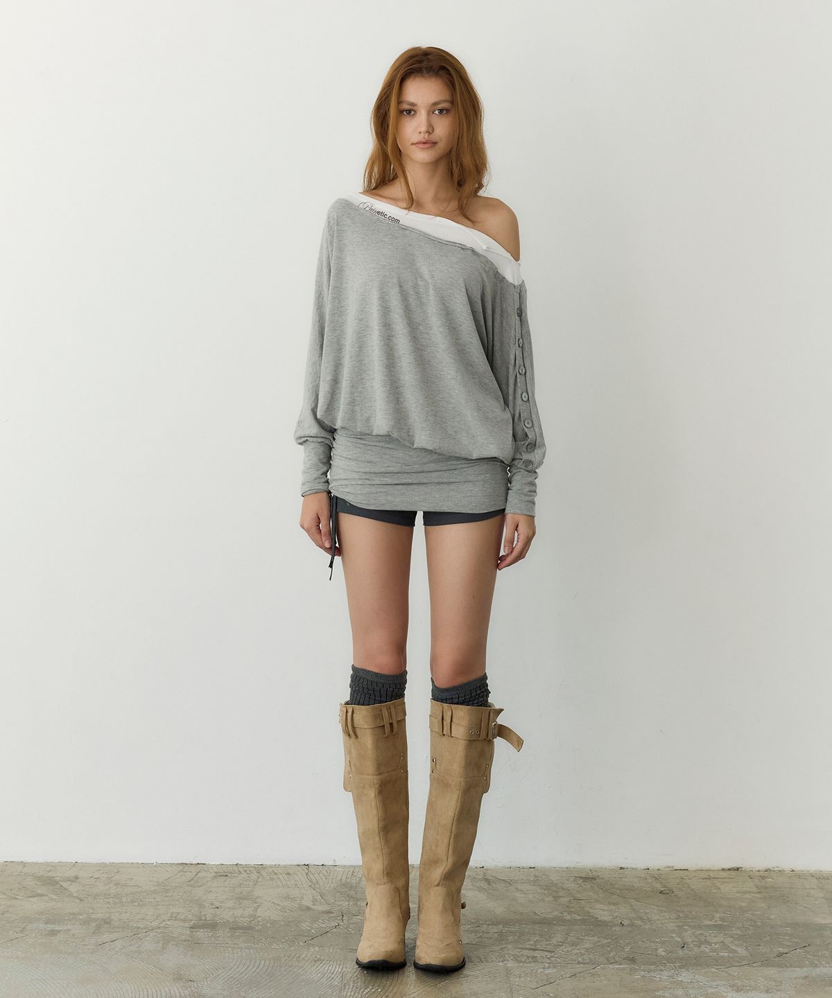 페이네틱(PAINETIC) Button Detail Off-Shoulder Knit Dress