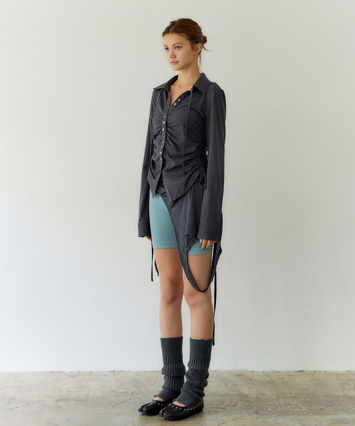 페이네틱(PAINETIC) Ruched Jersey String Shirt (CHARCOAL)