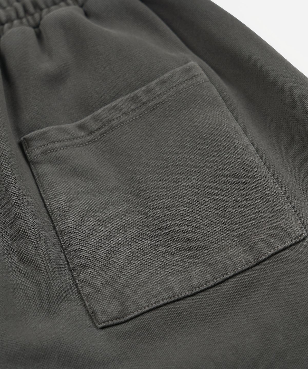 프리즘웍스(FRIZMWORKS) OG PIGMENT DYEING SWEAT PANTS _ CHARCOAL