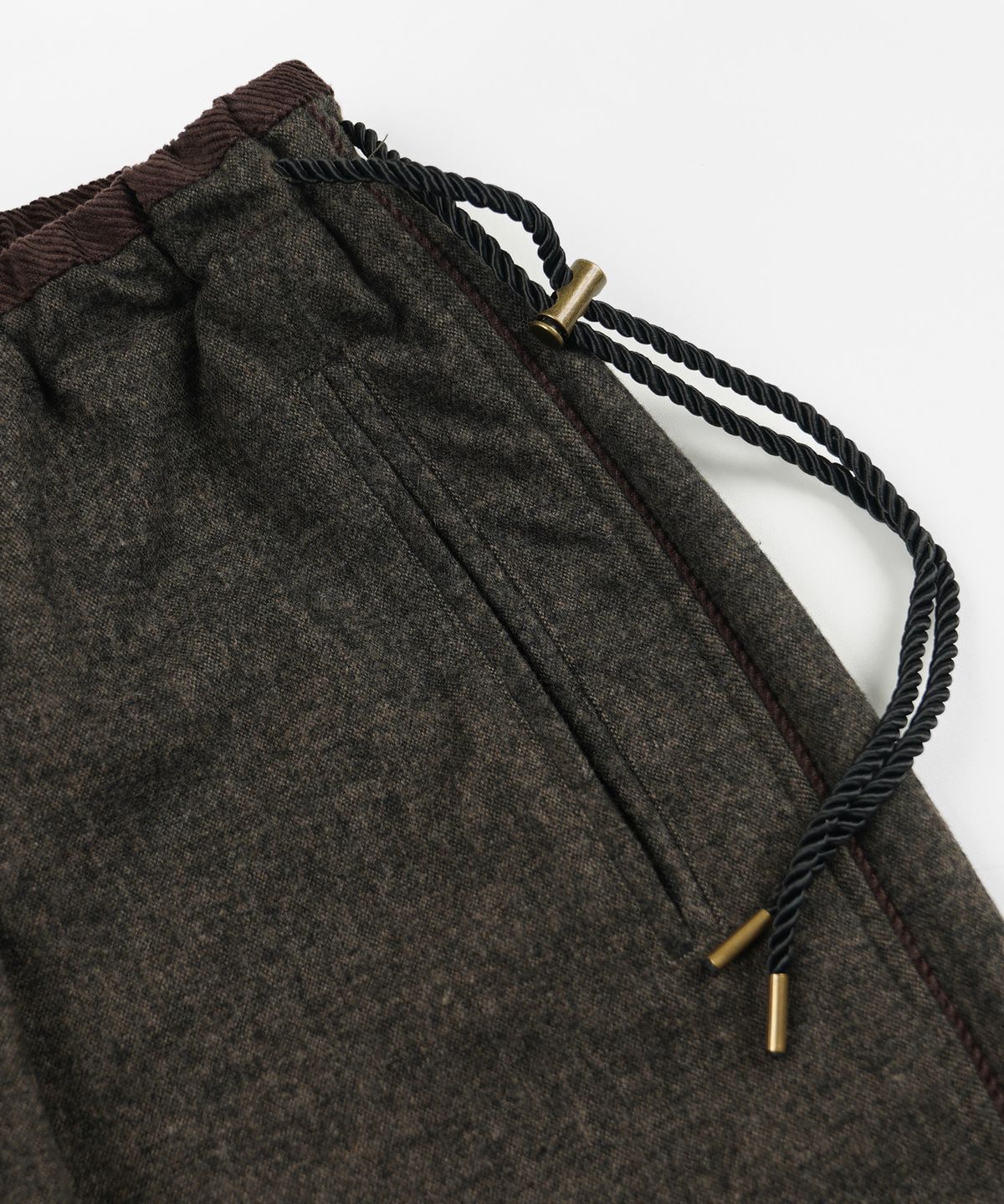 프리즘웍스(FRIZMWORKS) WOOL EASY PANTS _ FOREST BLACK